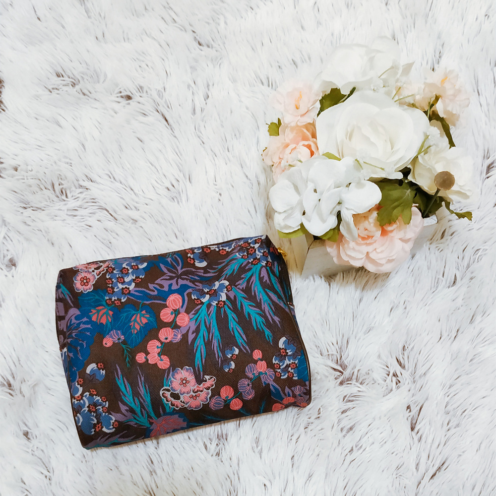 Estee Lauder Cosmetic Bag Canvas Brand New